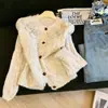 Cárdigan de punto rosa con flores 3D y manga larga para mujer, Otoño/Invierno 2026, Suéter de punto trenzado suave y acogedor con un toque de alta gama, Ropa exterior casual