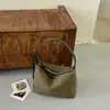 Bolso de Mano para Mujer 2026 Nuevo Otoño Retro Gran Capacidad Viaje Diario Versátil Tacto de Alta Gama Bolso de Hombro Único