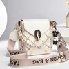 Bolsa Ligera de Teléfono Móvil para Verano 2026 Nuevo Estilo Bolso Cruzado Popular para Mujer Bolso de Hombro de Moda Casual Cuero Suave Moderno