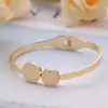 Pulseira Transfronteiriça Europeia e Americana Mais Vendida com Padrão de Nossa Senhora e Versículos Bíblicos, Pulseira de Aço Inoxidável, Joia de Pulseira Feminina Simples e Fashion