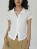 Camiseta versátil de manga corta con cuello polo para mujer, nuevo diseño casual de otoño 2026, top que ajusta la cintura