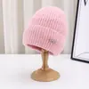2025 Nuevo Gorro de Punto para Mujer en Otoño e Invierno Estilo Coreano Forrado de Felpa y Engrosado Versátil Cálido y a Prueba de Frío Circunferencia de Cabeza Grande Gorro de Lana
