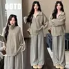 Ropa de Maternidad Otoño Invierno Holgado Casual Estilo Perezoso Elegante Cómodo Capa Base Pantalones de Pierna Ancha a Rayas Chaqueta Cardigan con Cremallera