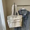 Bolsa de Veludo de Alta Qualidade Grande Capacidade Feminina 2024 Nova Moda Bolsinha de Ombro para Viajante Bolsa Tote Transfronteiriça
