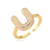 Austrália e antigo venda cruzada de nicho de luxo banhado a cobre ouro 18K 26 letras inglesas anel de zircônia anel joker feminino