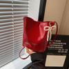 Bolsos de Diseño Nicho para Mujer 2024 Verano Nuevo Bolsos de Mano de Textura de Alta Gama Versátil Moda Flecos de Mezclilla Bolso Cruzado