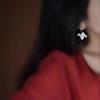 Hermosos pendientes de moda retro con baño de oro blanco, peonías personalizadas, pendientes elegantes con gancho, regalo para personas mayores