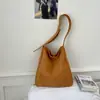 Bolso de Felpa Gamuzada de Alta Gama para Mujer 2026 Nuevo de Moda Popular Otoño Súper Caliente Exquisito para el Trabajo Bolso de Hombro Tote