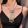 Elegante e Luxuoso Colar de Pérolas de Imitação e Diamantes Cintilantes de Alta Qualidade Estilo Francês, Camada Dupla para Vestidos de Noite, Corrente de Clavícula Estilosa e Moderna