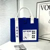 Bolsa Tote de Feltro Personalizada com Acabamento de Luxo, Tamanho Pequeno, Grande Capacidade, Adequada como Bolsa de Presente