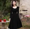 Novo Vestido de Noiva de Alto Padrão para a Primavera de 2026, Vestido Longo de Manga Longa Slim-Fit para Mulheres