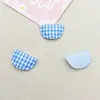 Nueva Decoración de Babero de Encaje a Cuadros de 2.5*1.5cm Material para Ropa de Muñecas DIY Accesorios de Babero