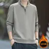 Moletom com Zíper Parcial Plus Size Masculino Outono/Inverno 2026 Novo Estilo Tecido Fleece Interno Espessado Manga Longa Camiseta Casual de Negócios Top de Algodão Tendência