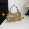 Outono de 2026 Nova Bolsa Transversal Estilosa Texturizada Quadrada Pequena Retrô Bolsa de Ombro Simples Versátil Feminina Tendência Atacado Bolsas Femininas