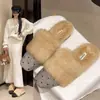Pantuflas peludas para usar al aire libre, medias pantuflas cerradas de estilo coreano para mujer, 2026 felpa retro con lunares, estilo perezoso y suave de principios de otoño