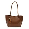 Bolso de mujer vintage de gran capacidad, nuevo de otoño 2026, bolso de hombro casual simple para el trabajo y los desplazamientos, bolso tote