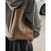 Bolso Sobaco Retro de Otoño de Gran Capacidad para Mujer 2025 Nueva Moda Bolso Tote Simple Versátil Bolso Bandolera Bolso para Ir al Trabajo
