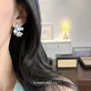 Brincos de Franja Inteligentes com Flores Azuis de Esmalte Pingado Estilo Coreano Fresco Luxo Acessível Brincos de Nicho Adequados para Mulheres no Verão