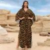 2025 nuevo vestido de playa de algodón europeo y americano con estampado de posicionamiento para mujer, bata holgada, blusa de bikini, ropa protectora solar