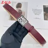 Cinto Feminino Decorativo Tendência Nova de Designer com Letras Moda Versátil Simples para Jeans