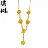 Loja de Ouro Mesmo Estilo Banhado a Ouro Gelo Triturado Trevo de Quatro Folhas Cabacinha Colar para Mulheres, Versátil e Elegante, Borboleta em Forma de Coração Corrente de Clavícula Joia