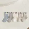 Meias de Verão para Bebês Meninos e Meninas, Estilo Verão Finas de Algodão Estilo Coreano Algodão Penteado Malha Meias Respiráveis para Bebês de 0 a 1 Ano de Idade