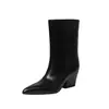 Botas femininas de salto alto robustas de cano médio, novo estilo outono e inverno, bico fino de couro bovino, estilo europeu e americano, botas de cano médio, botas de montaria femininas, botas de couro genuíno