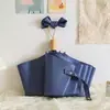 Sombrilla plegable de vinilo para protección solar con mango de madera, tamaño grande, 70% de descuento, sombrilla manual para el sol, sombrilla publicitaria con logo personalizado