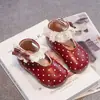 Nuevo Estilo Otoño Zapatos de Cuero para Niños Calzado de Exterior para Bebé Niña Moda Antideslizantes Zapatos de Suela Dura Adorno de Lazo de Encaje Zapatos de Princesa