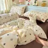 Set de Cuatro Piezas de Gasa de Doble Capa con Burbujas de Leche tipo Nube Funda de Edredón Individual para Dormitorio Sábana Lavable a Máquina Funda de Edredón para Dormitorio Faldón de Cama