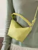 Mini Bolsa Retrô Imitação de Camurça Transfronteiriça, Bolsa Feminina da Moda, Bolsa de Ombro Transversal Casual, Bolsa de Mão Pequena Versátil