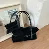 Bolso de mano de nicho retro de moda estilo coreano para mujer, nuevo bolso de hombro otoño e invierno 2026, bolso de axila versátil de moda