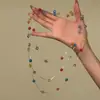 Collar Capa de Cuentas de Vidrio de Colores Minimalista Dopamina, Cadena para Clavícula de Nicho de Lujo Ligero, Joyería de Declaración de Moda y Única