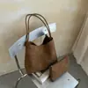 Bolso tejido vintage de gran capacidad transfronterizo para mujer, nuevo modelo 2026, bolso de hombro simple de moda estilo coreano para el día a día