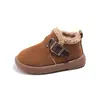Zapatos de Algodón para Niñas 2026 Invierno Nuevo Estilo Zapatos Cálidos con Felpa para Niños Zapatos Birkenstock Para Niños Pequeños Zapatos Casuales Retro Modernos