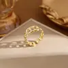 Anel feminino moda personalidade aço titânio não desbota Coringa luxo leve anel de abertura dupla alto senso fabricantes atacado