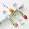 Linda y Femenina Flor Tridimensional Tulipán Pintado a Mano Cuchara Cerámica con Mango Largo para Revolver, Cucharita de Café, Cucharita para Pastel