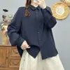 Camisa listrada com retalhos vazados e gola estilo artístico descontraído para mulheres, camisa azul de manga comprida, base de camisa de musseline de algodão dupla camada