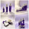 Set cuadrado de vidrio morado para cuidado de la piel, botellas dispensadoras de sérum, loción y crema con tapa de acrílico, materiales de empaque cosmético