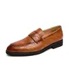 Sapatos Mocassins Masculinos Tamanho Grande Estilo Britânico Novo Estilo Antiderrapante Resistente ao Desgaste Casual de Negócios Para o Trabalho Formal Sapatos Individuais Masculinos