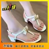 Exquisitos Sandalias Estilo Francés para Mujer, Nuevo Modelo Verano 2026, Inspiradas en Chanel, Clip para Dedos del Pie, Tacón Grueso, Chanclas Romanas Planas
