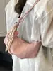 Primavera 2025 Nuevo Bolso Cuadrado Pequeño Casual Texchy de Diseño de Nicho Estilo Occidental Bolso de Hombro Cruzado de Moda para Mujer