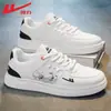 Tênis Warrior Masculino, novo modelo outono 2026, sapatos brancos de sola grossa que aumentam a altura, tênis masculinos da moda, sapatos esportivos versáteis e antiderrapantes B