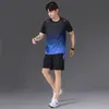 Traje deportivo de moda para hombre para verano, ropa de gimnasio degradada de seda de hielo, camiseta de manga corta y pantalones cortos de secado rápido, ropa para correr al aire libre