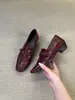 Zapatos para el Trabajo Mocasines Elegantes sin Cordones Hebilla de Cuero Zapatos Pequeños de Cuero 2026 Otoño/Invierno Mocasines Retro de Punta Cuadrada con Tacón Grueso para Mujer