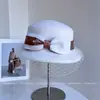 Sombrero de Pescador Elegante de Lana con Lazo de Malla para Mujer Otoño e Invierno Estilo Hepburn Retro Sombrero Cubeta Sombrero Elegante de Dama