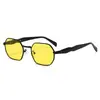 Nuevas Gafas de Sol Poligonales Metálicas para Conducir Transfronterizas 2026 para Hombres y Mujeres, Gafas de Sol Retro de Gama Alta con Montura Pequeña Anti-UV