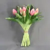 Buquê de tulipa macia de simulação Flor de tulipa de simulação de látex de PE silicone Flor de simulação Toque hidratante 9 tulipas