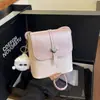 Bolso Pequeño Cuadrado de Lujo Ligero Transfronterizo para Mujer Bolso 2025 Otoño Nuevo Estilo Dulce Color de Contraste Bolso de Hombro Moda Cerradura Bolso Cruzado