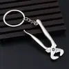 Chaveiro de ferramenta de simulação 3D Chaveiro de ferramenta criativa Utilitário de metal Pequeno presente Chave de ferramenta Chaveiro